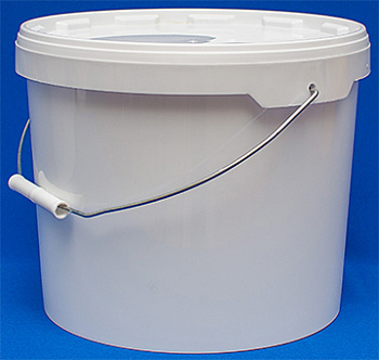 Ведро пластиковое 11,8 л с крышкой