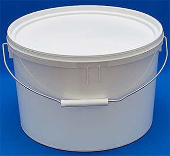 Ведро пластиковое 12 л с крышкой